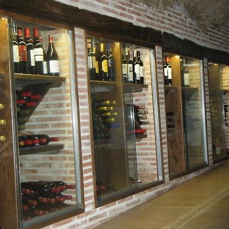 Hostal Restaurante La Muralla Oña 外观 照片