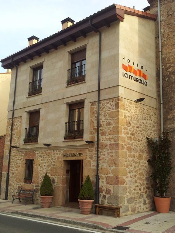 Hostal Restaurante La Muralla Oña 外观 照片